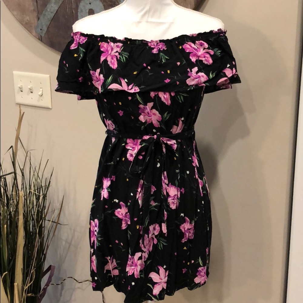 Forever 21 of the shoulder dress